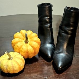 Black heeled booties
